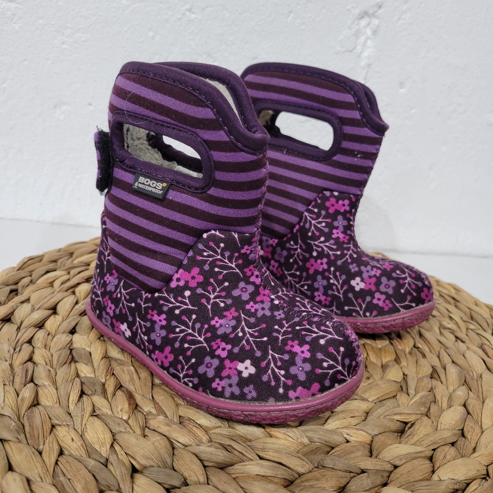 Bogs Baby Flower Stripe Purple Snow Rain Boots Booties Size 6